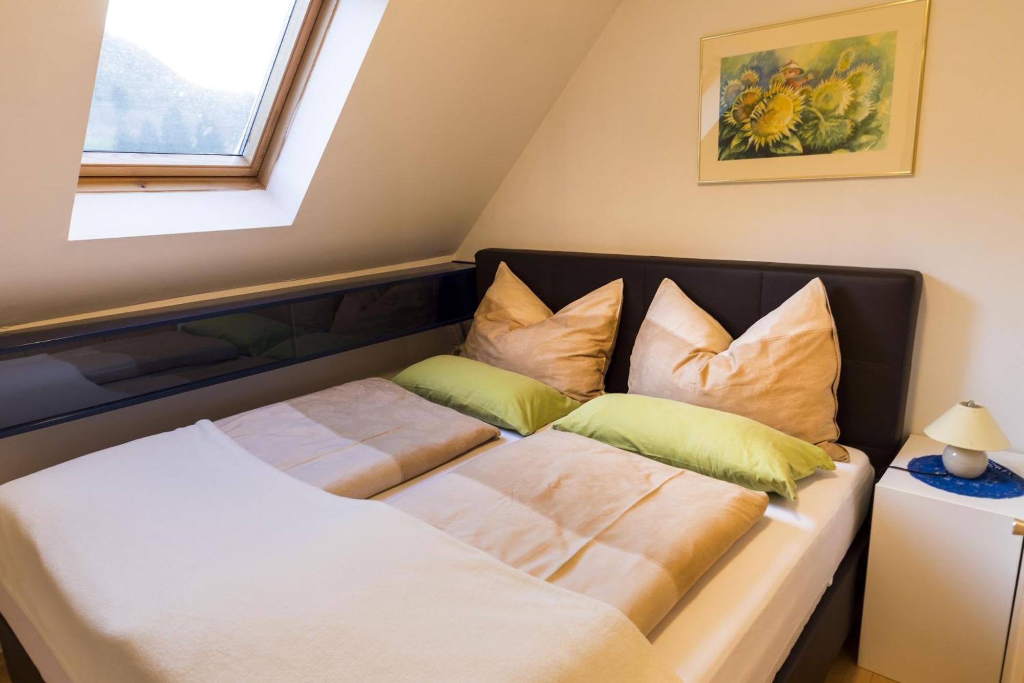 Apartmenthaus Pastner Am Teich Übelbach Eksteriør billede